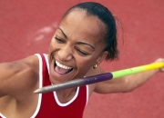 杜兰特迎来十五赛季出色发挥，公牛观众热烈欢呼！观众掌声雷动